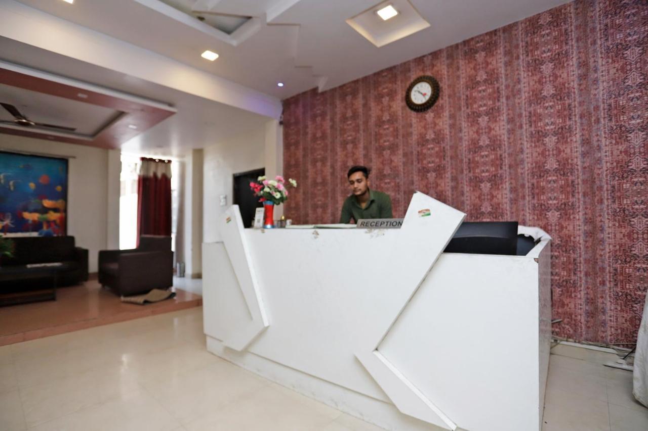 Spot On 39940 Shree Shine Hotel Satna Bagian luar foto